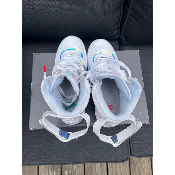 Nike White and Multicolor Women's Sneakers - Picture 12 of 12